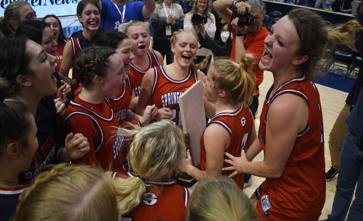 Springville girls top Lehi for second straight 5A basketball title